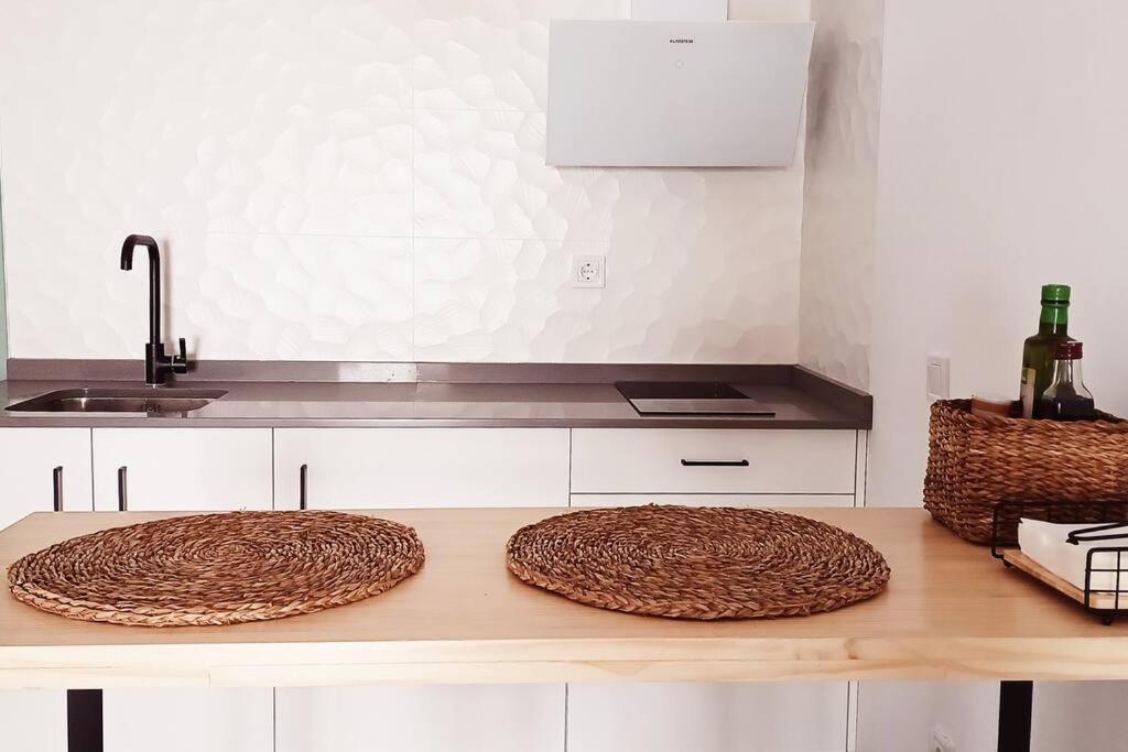 Serendipia: Tu Hogar En Este Blanco Pueblo Frigiliana Kültér fotó